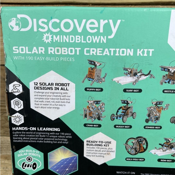 Discovery Mindblown 12 in 1 Solar Robot STEM 190 Piece Science Tech Creation Kit - Picture 8 of 13
